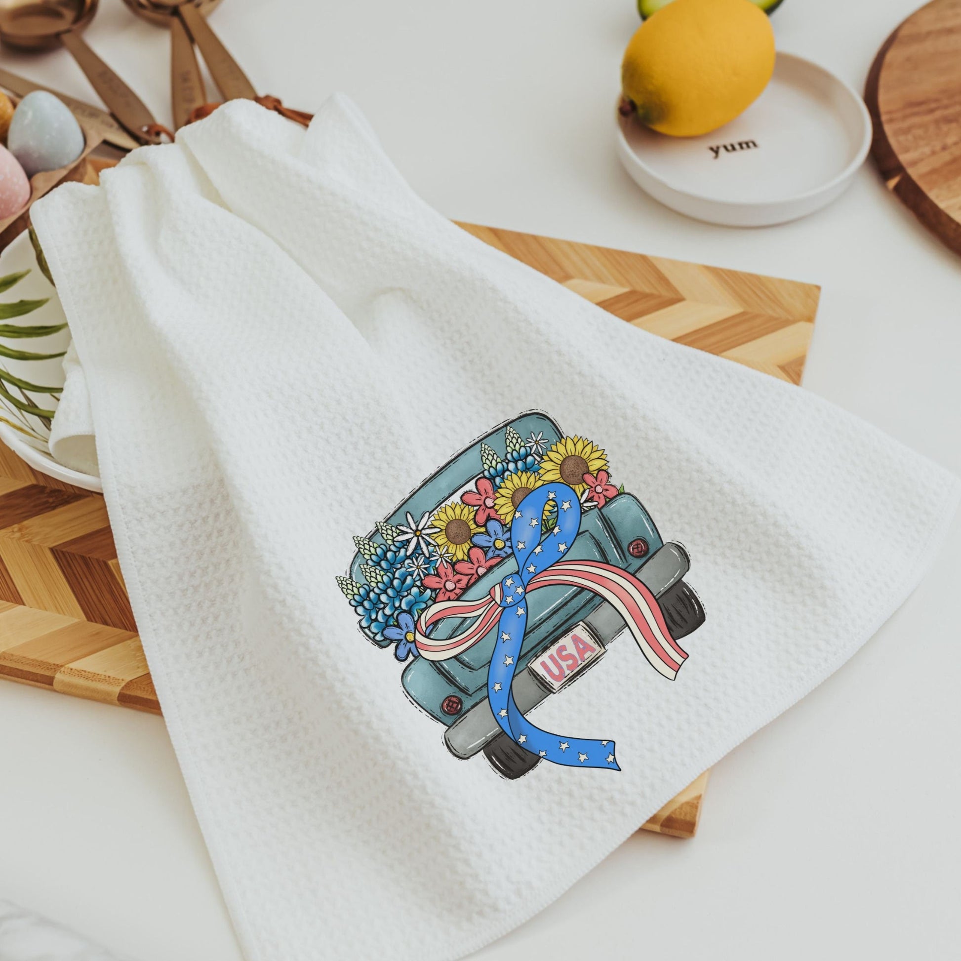 Patriotic bow coquette kitchen towel